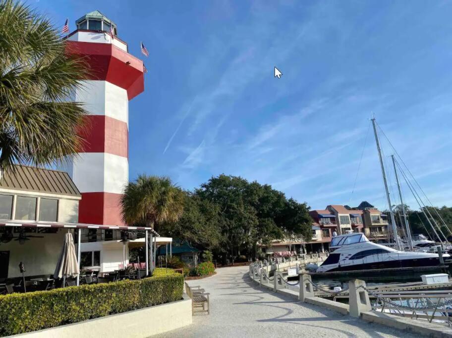 New Pics! Harbour Town 3Br/3Ba - Pool Access - Book Now Villa Hilton Head Island Exterior photo