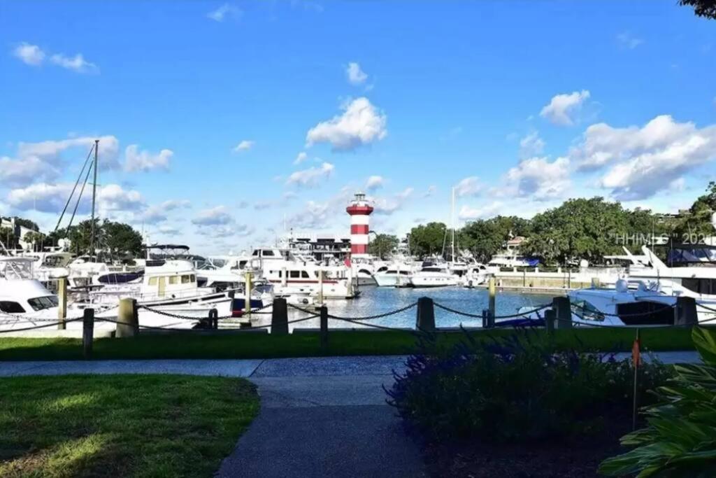 New Pics! Harbour Town 3Br/3Ba - Pool Access - Book Now Villa Hilton Head Island Exterior photo